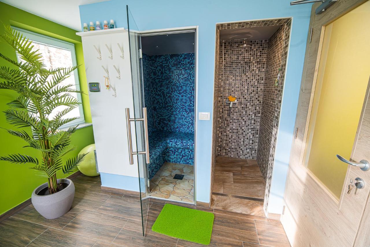 With Hot Tub And Sauna Sabina Ferienhaus Rovte