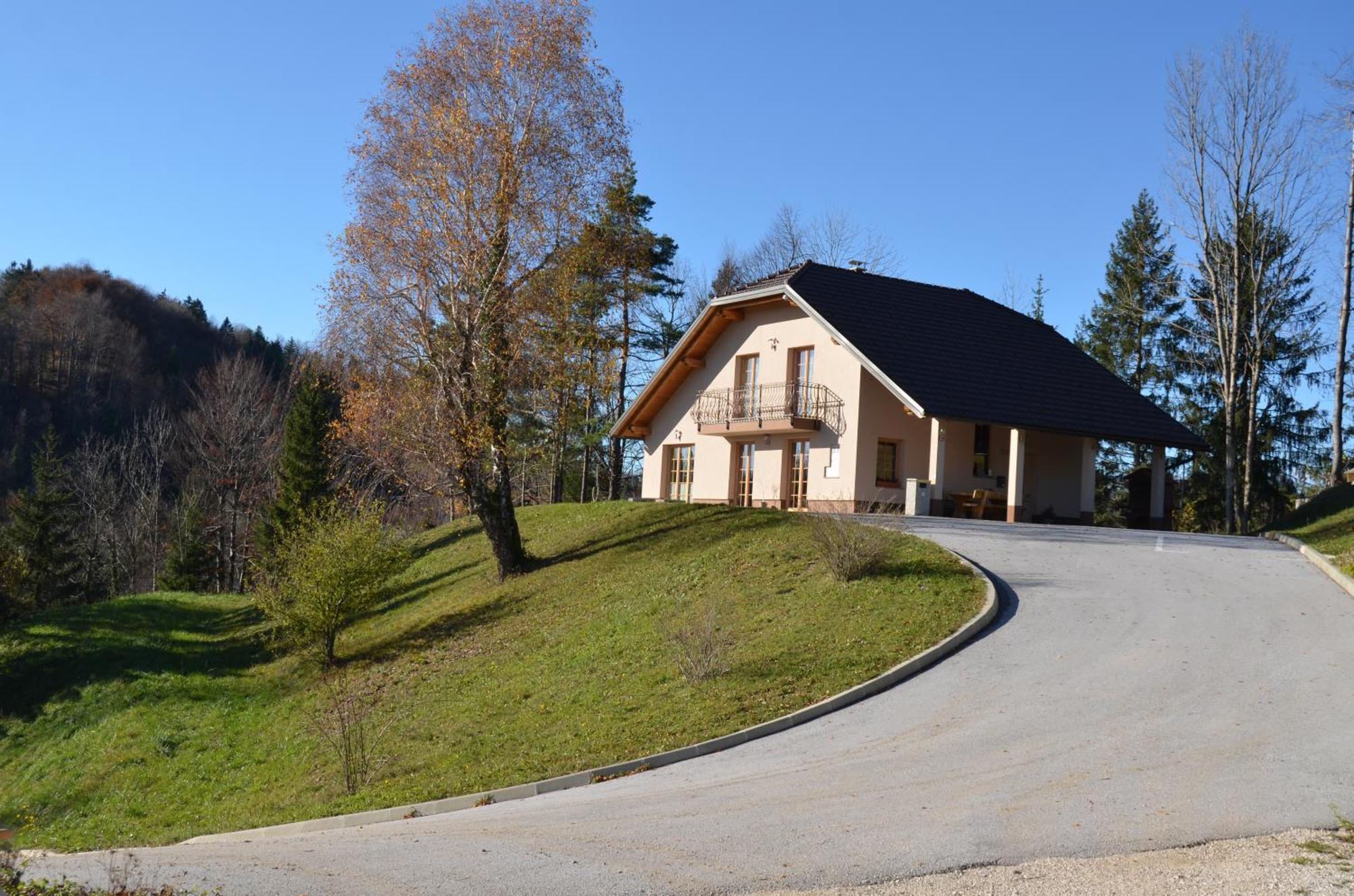 Ferienhaus With Hot Tub And Sauna Sabina Rovte