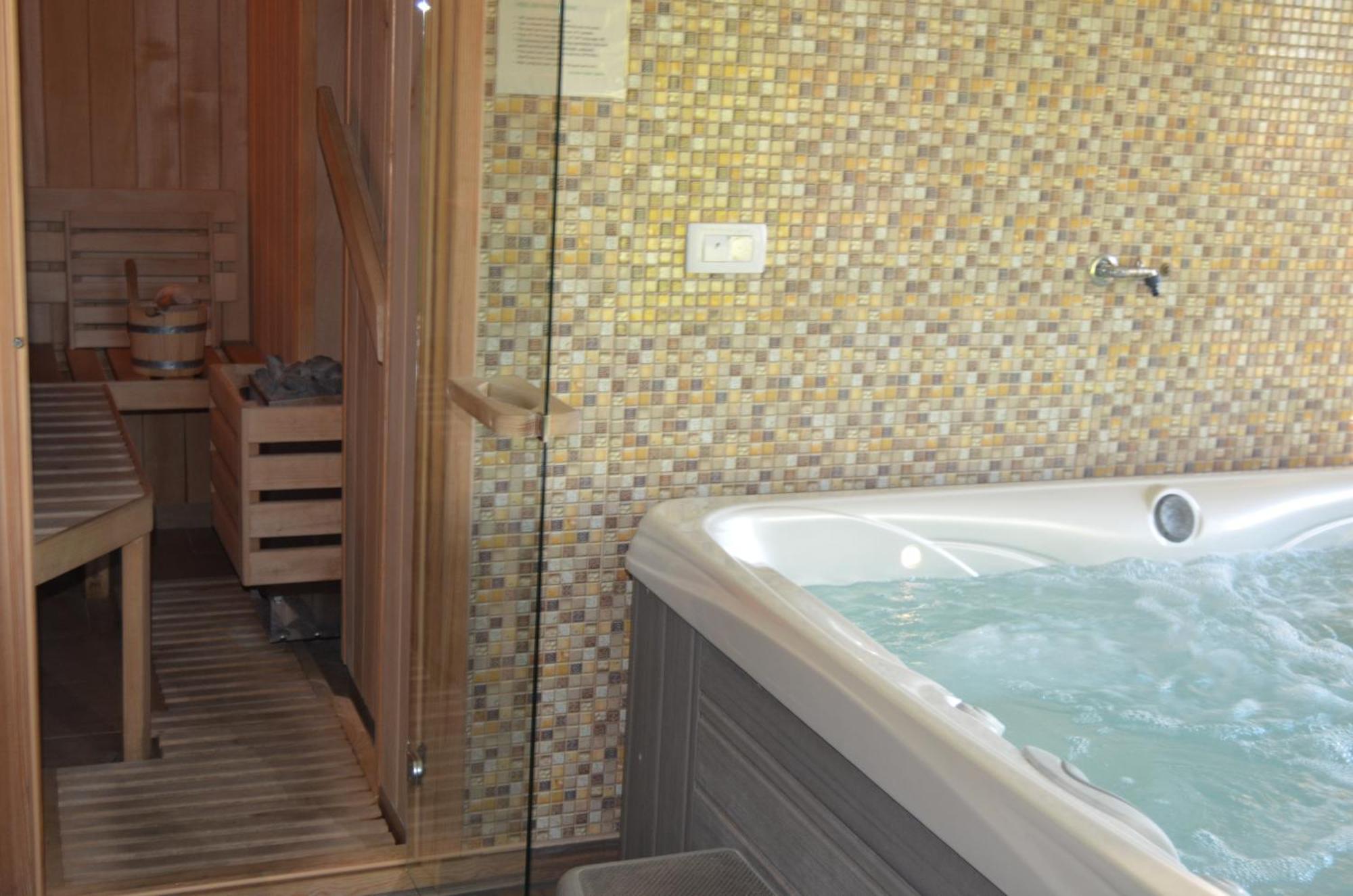 Ferienhaus With Hot Tub And Sauna Sabina